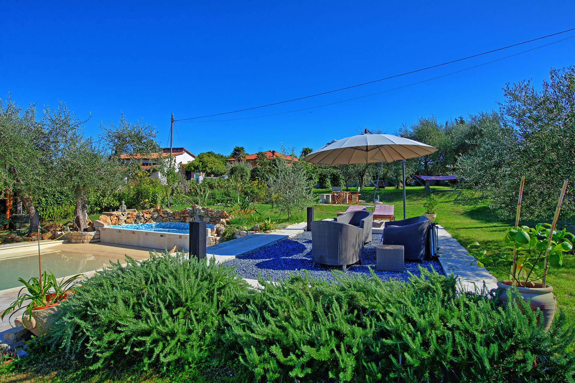 Italy Apartment Rentals in Liguria with terrace and near the village[....]