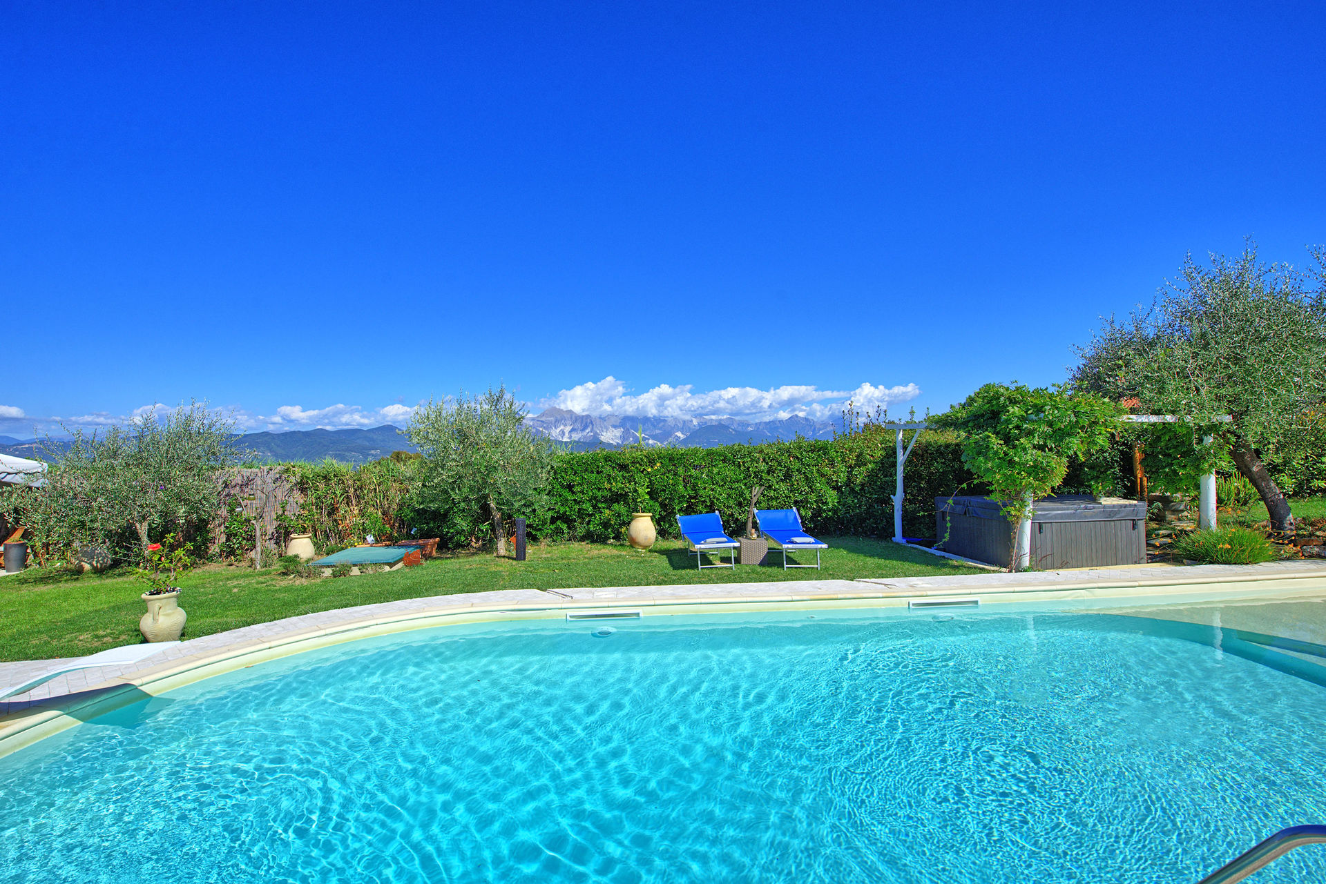 Italy Apartment Rentals in Liguria with terrace and near the village[....]