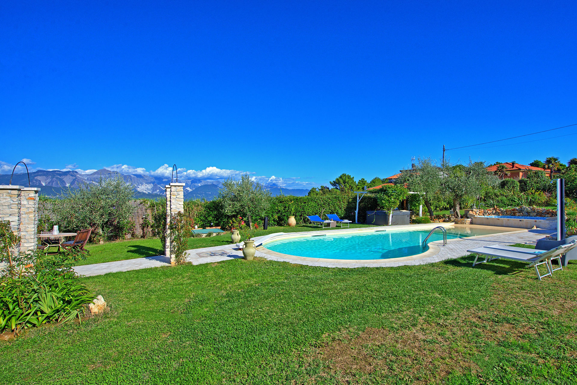 Italy Apartment Rentals in Liguria with terrace and near the village[....]