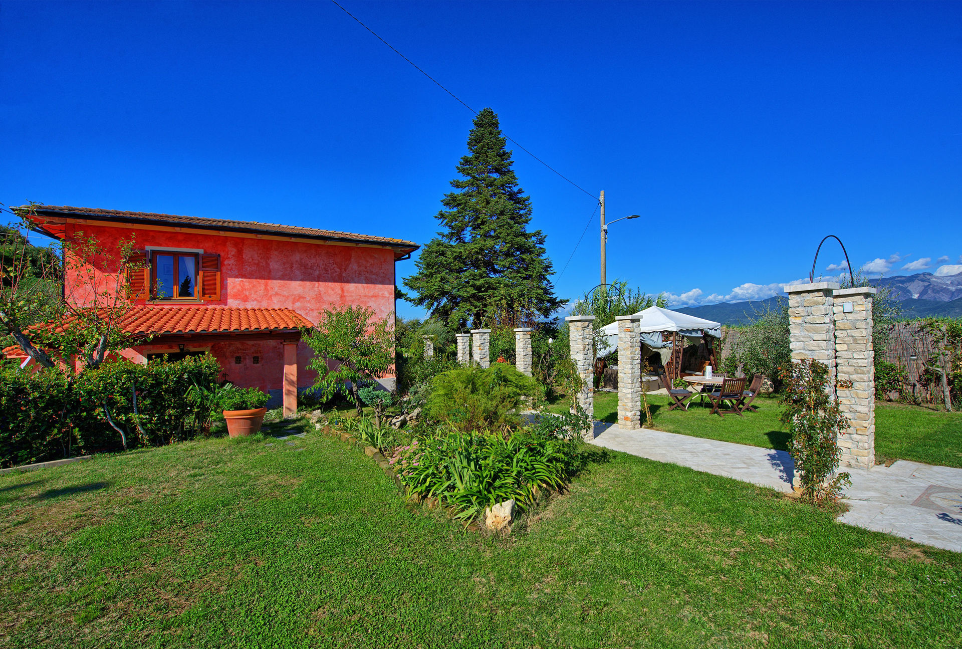 Italy Apartment Rentals in Liguria with terrace and near the village[....]