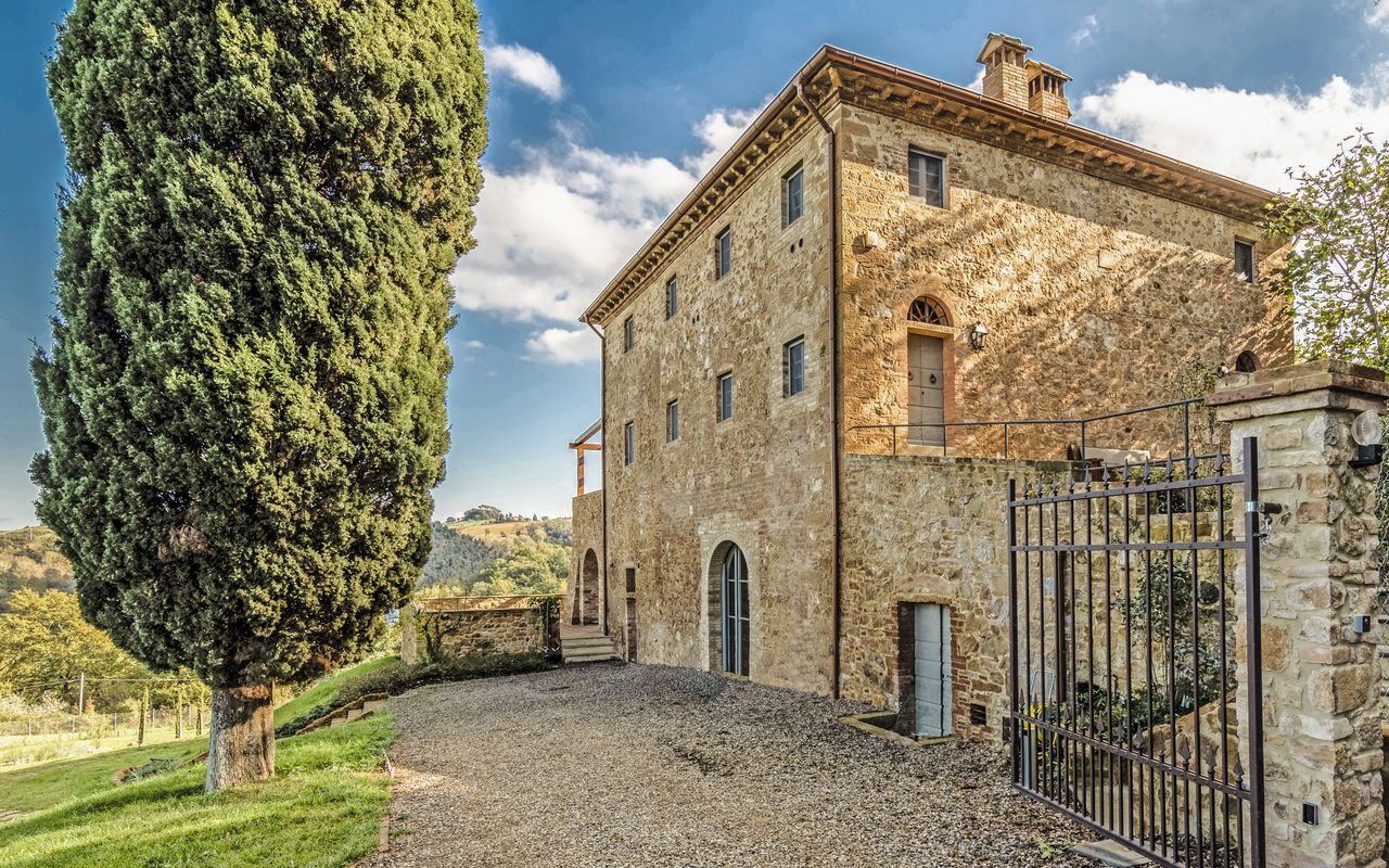 Tuscany Villa Rental Florence Pisa Private Pool Staff