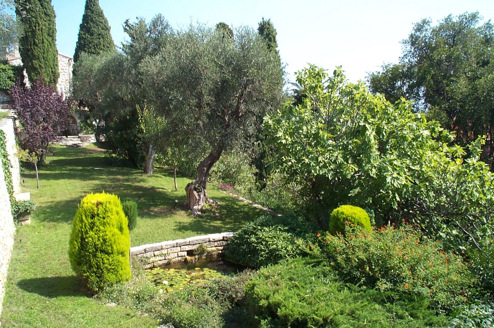 French Riviera Villa Rental Nice near beach heated private pool