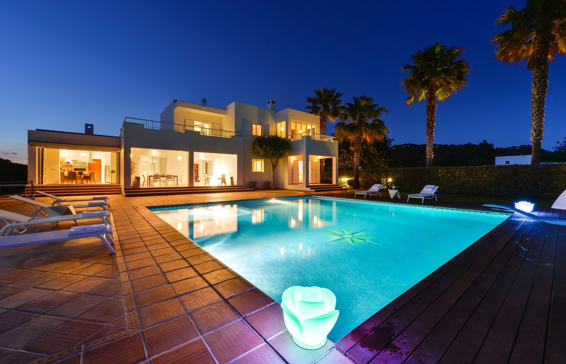 Balearic islands Ibiza luxury villa rental wheelchair friendly 8[....]