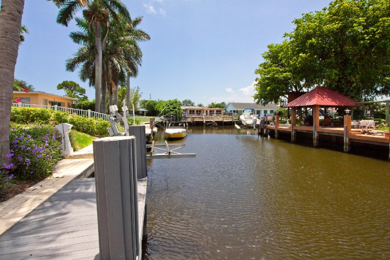 Deerfield Beach House Rental with Private Beachfront Pool and Close[....]