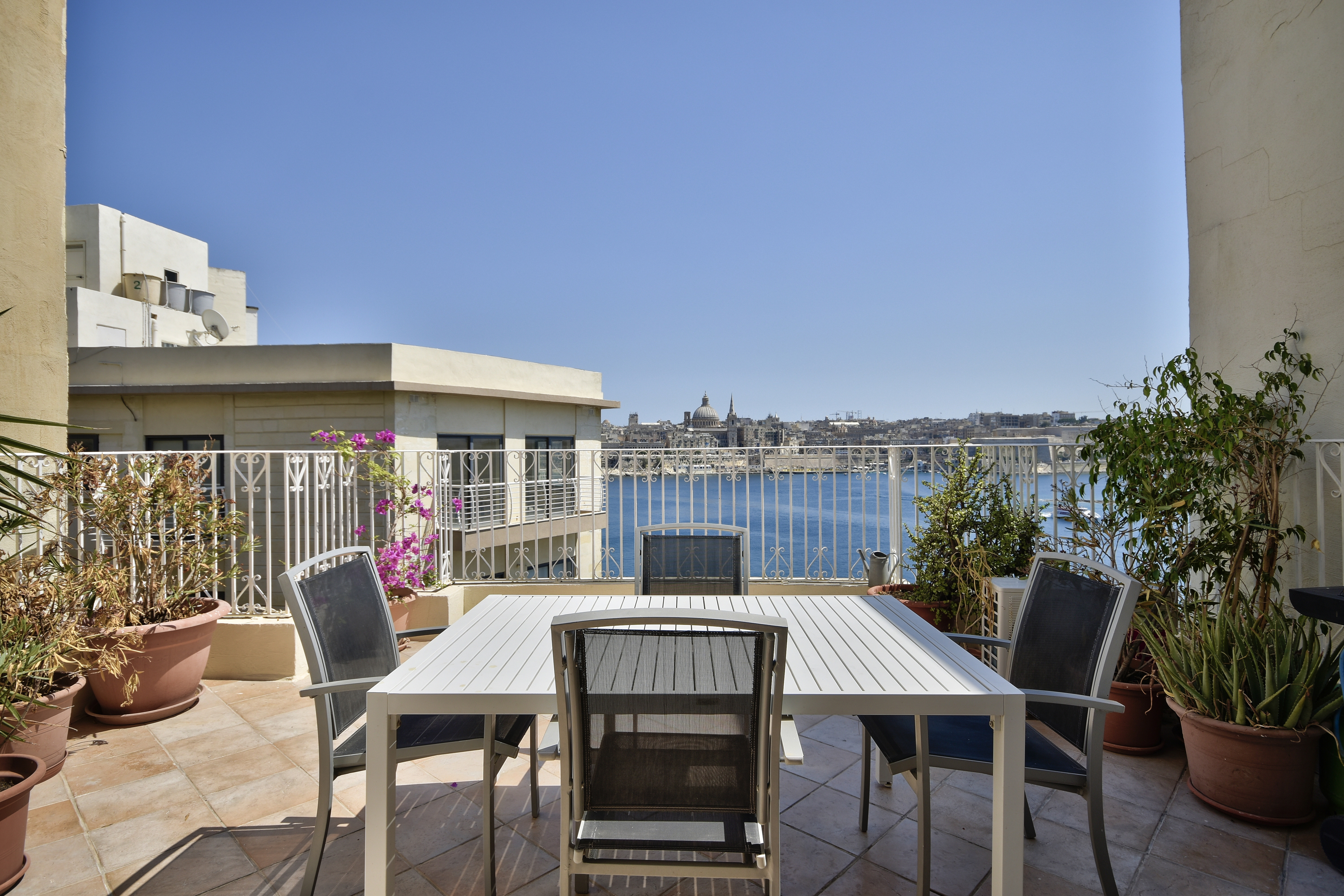 Sliema Apartment holiday rental with balcony and sea view, Malta