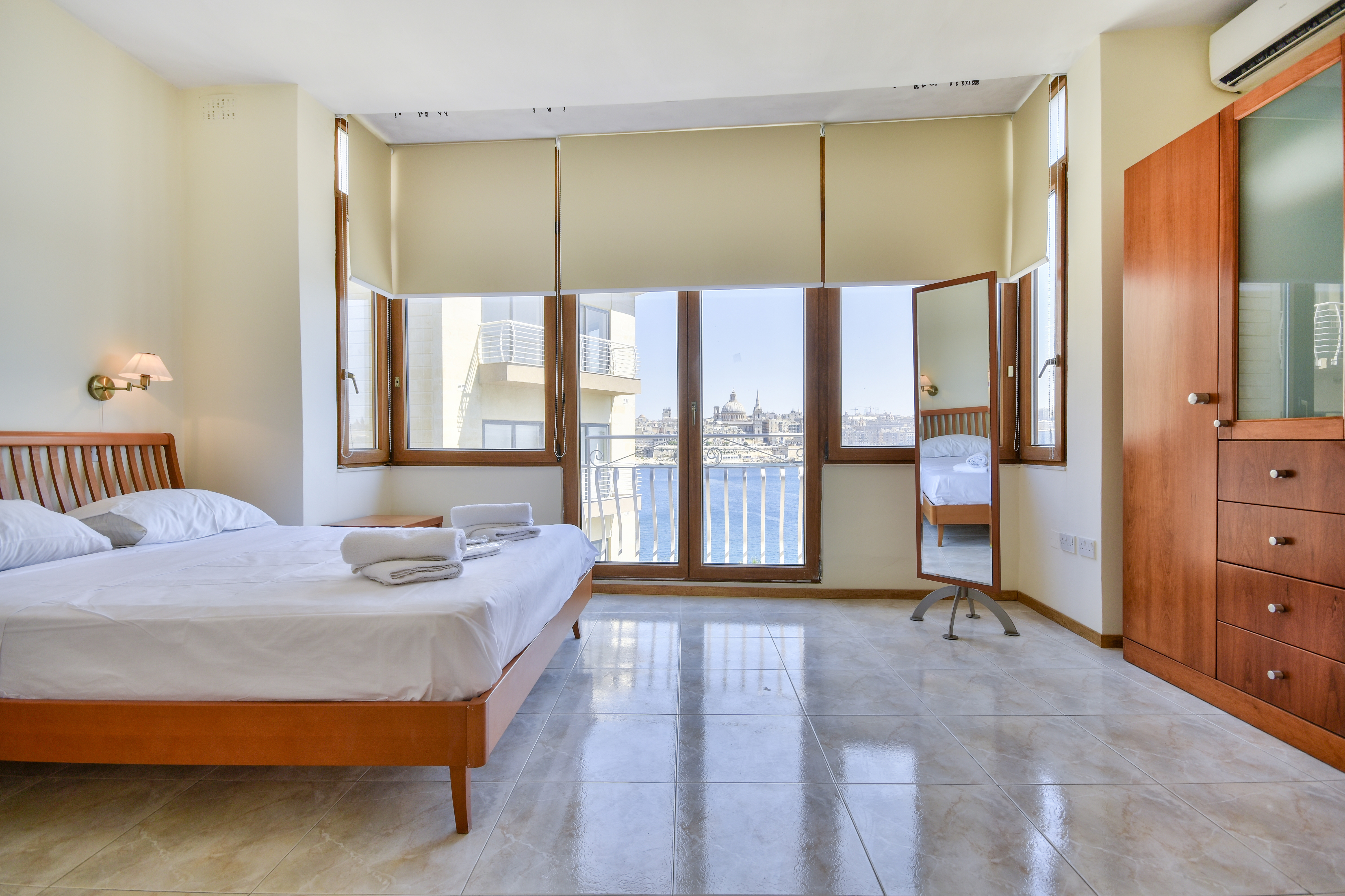 Sliema Apartment holiday rental with balcony and sea view, Malta