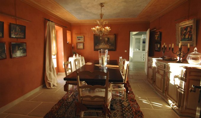 Provence Luberon luxury villa rentals with private pool near Gordes