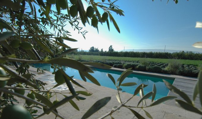 Provence luxury villa rentals Avignon with private pool and tennis