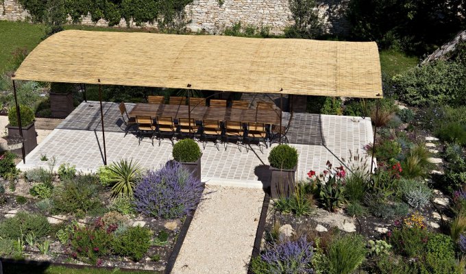 Provence Luberon luxury villa rentals with heated private pool hammam jacuzzi