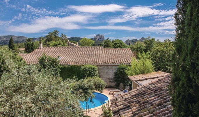 Saint Remy de Provence Alpilles Holiday Home Rental with Private Pool