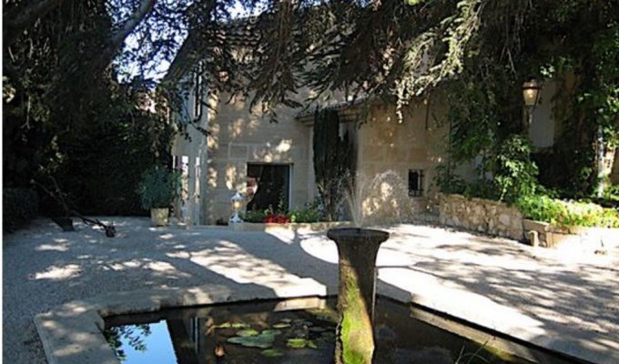 Provence luxury villa rentals Aix en Provence with private heated pool