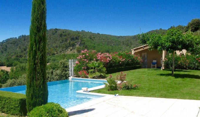 Provence luxury villa rentals Greoux les Bains with private pool