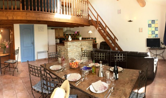 Provence villa rentals Mont Ventoux with heated pool and spa