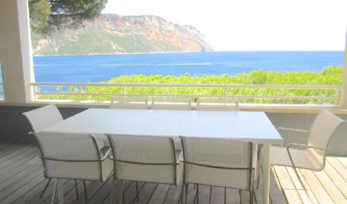 Cassis Luxury Villa rental sea view private pool and staff