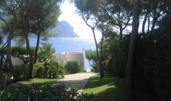 Cassis luxury villa rental Provence sea view private pool and staff