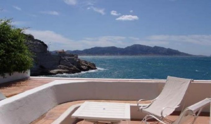 Provence villa rentals Marseille with sea view