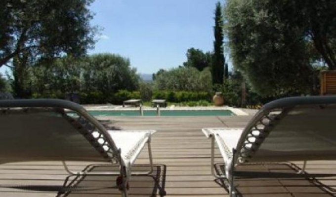 Provence luxury villa rentals Marseille with private pool and staff