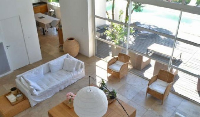 Provence luxury villa rentals Marseille with private pool and staff