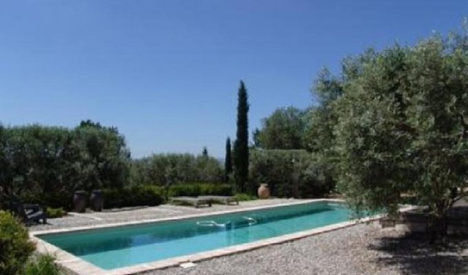 Provence luxury villa rentals Marseille with private pool and staff