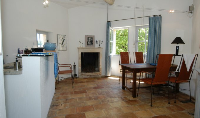 Provence Luberon villa rentals with private pool