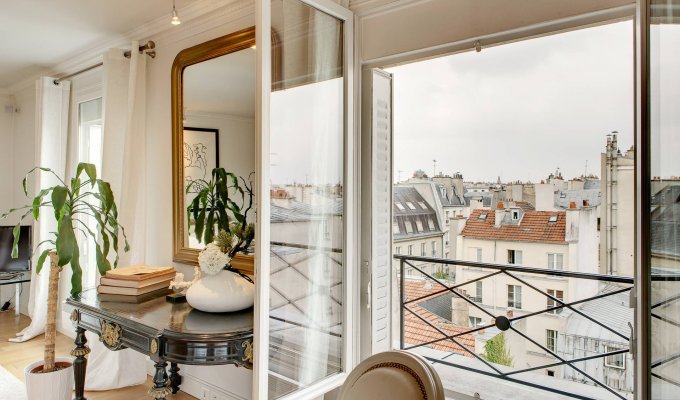 Paris Le Marais Holiday Apartment Rental close to Place de la Bastille