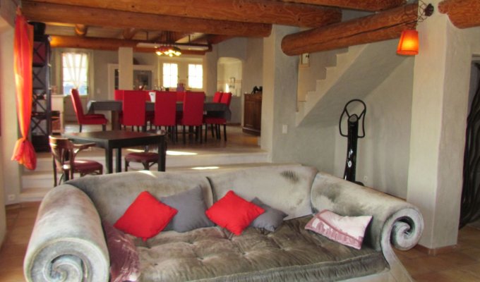 Saint Remy de Provence luxury villa rentals with heated private pool