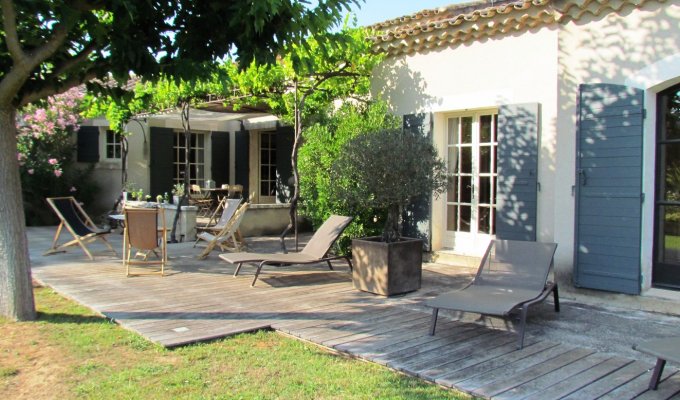 Saint Remy de Provence luxury villa rentals with private pool