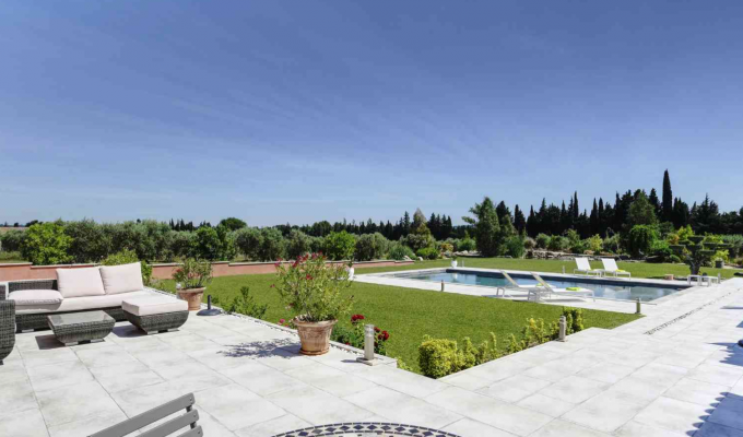 Saint Remy de Provence luxury villa rentals with private pool