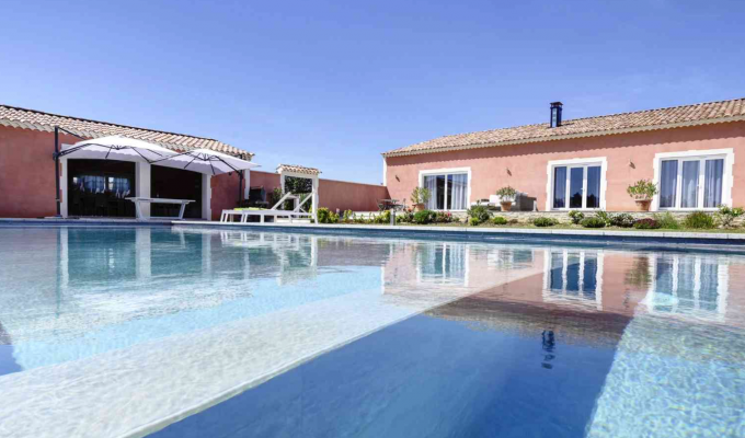 Saint Remy de Provence luxury villa rentals with private pool