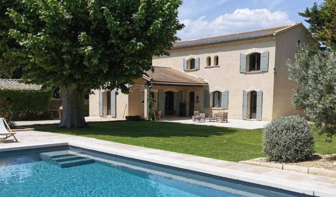 Saint Remy de Provence luxury villa rentals with private pool