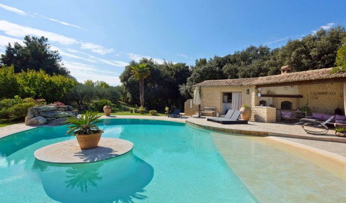 Saint Remy de Provence luxury villa rentals with private pool and staff