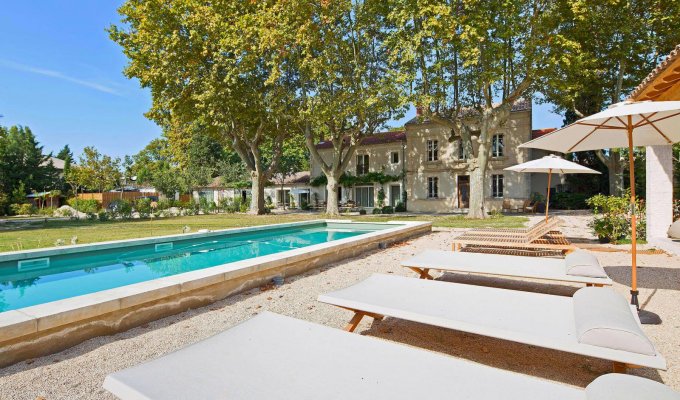 Provence luxury villa rentals Avignon with private pool and staff