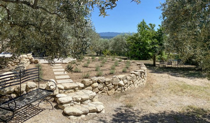 Provence Luberon Luxury villa rentals with private pool