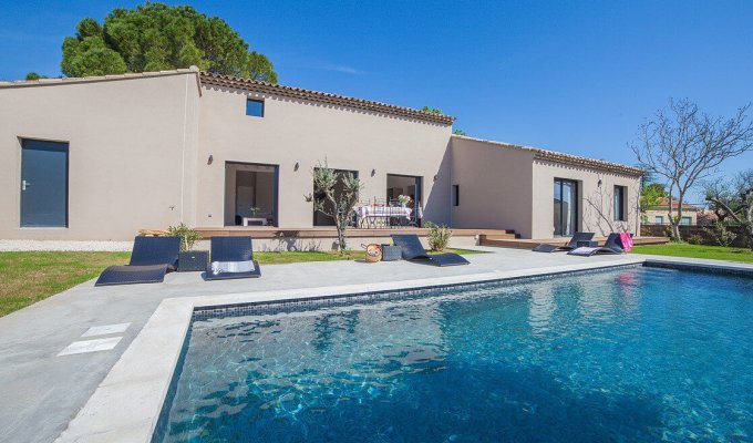 Saint Remy de Provence luxury villa rentals with private pool