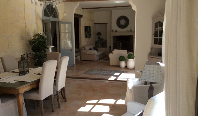 Saint Remy de Provence luxury villa rentals with heated private pool