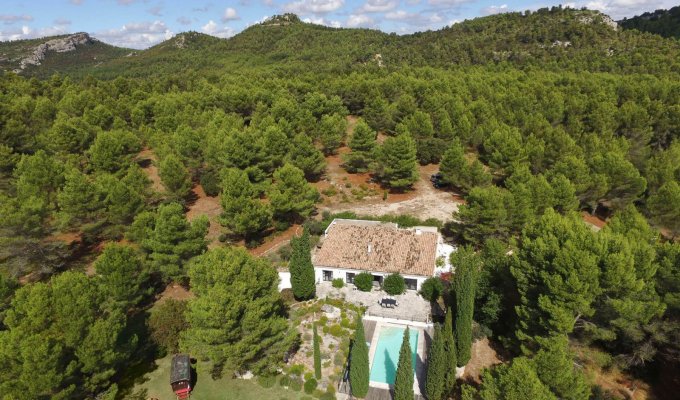 Saint Remy de Provence luxury villa rentals with private pool