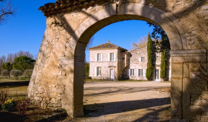 Provence luxury villa rentals Enclave des Papes with private pool