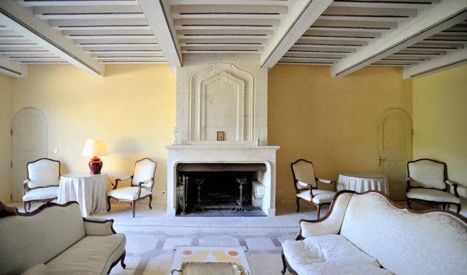 Provence luxury villa rentals Enclave des Papes with private pool