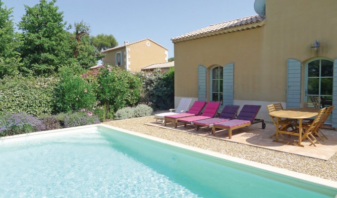 Saint Remy de Provence villa rentals private pool