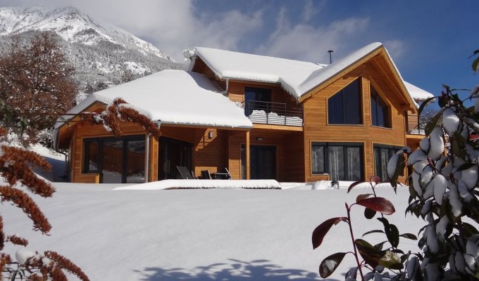 Serre Poncon Luxury Chalet Holiday Rentals heated private pool balneo lac view