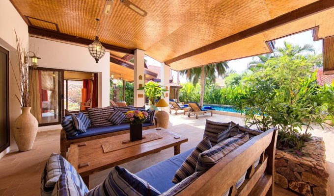 Thailand Beachfront Villa Vacation rentals in Koh Samui with private pool and Staff