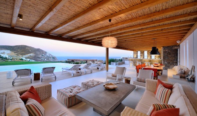 Greece Mykonos Seaview Villa Vacation rentals private pool overlooking Elia bay