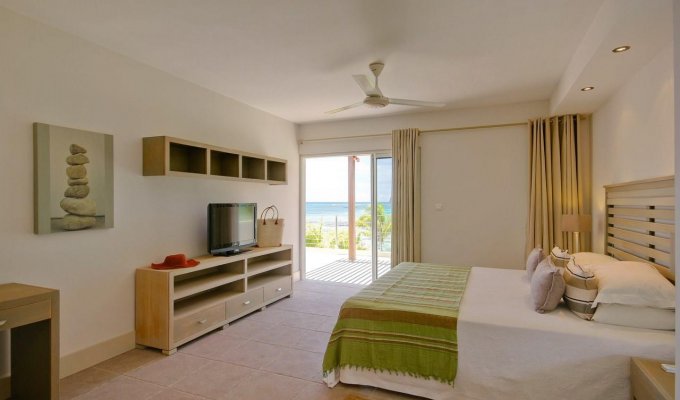 Mauritius beachfront Penthouse 4  BR Grand Bay Cap Malheureux 