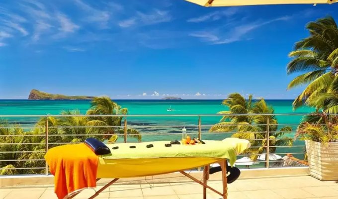 Mauritius beachfront Penthouse 4  BR Grand Bay Cap Malheureux 