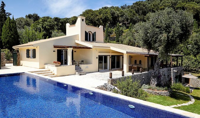 Greece villa vacation rentals