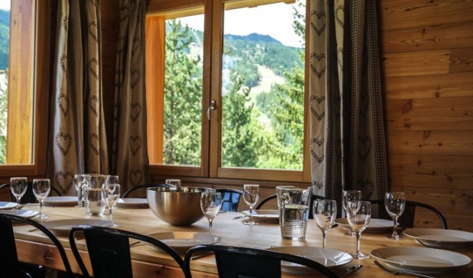 Serre Chevalier Luxury Chalet Rentals ski slopes jacuzzi