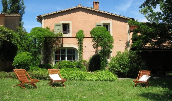 Provence Luberon villa rentals with pool and view