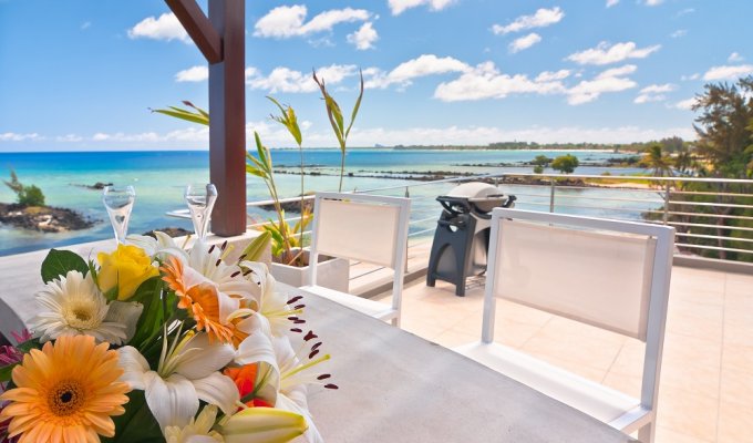 Mauritius beachfront Penthouses rentals in Trou aux Biches with magnificent sea view and communal pool