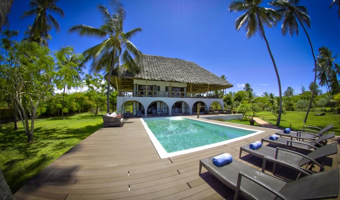 Zanzibar Beachfront Villa rentals Matemwe private pool Chef Staff