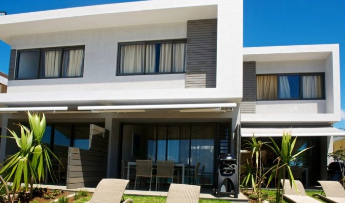 Beachfront Mauritius Villa rentals in Pointe d'Esny in the south-east and near the village of Mahébourg